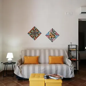 https://loleandro-rosa-tra-vigne-mare-sole-e-vento.sicilyhotelsitaly.net