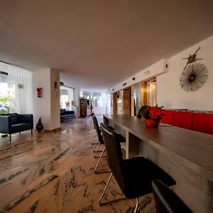 Apartment Ponderosa 615: Oceanview Near Siam Park Spain